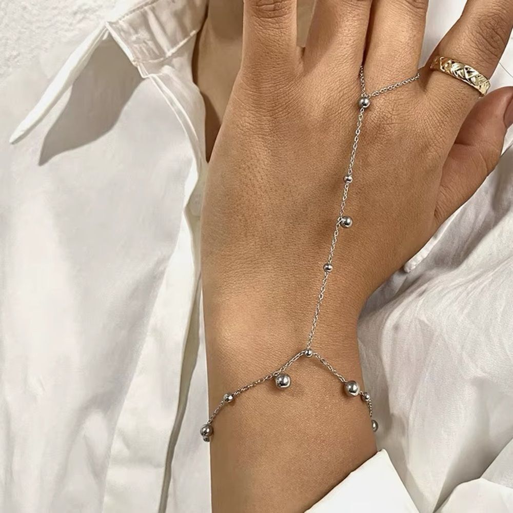 Silver Hand Chain Bracelet M1747